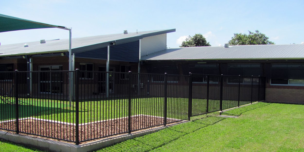 Aluminium Pool Fencing - Flat top